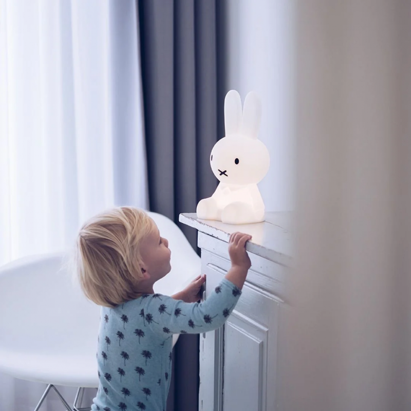 Lampe de bureau et veilleuse rechargeable pour enfant - Comptoir